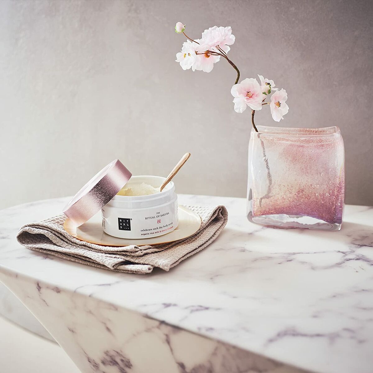 V6HBD7695550155E81AE04116DB7BAEEEE8R5528810P2